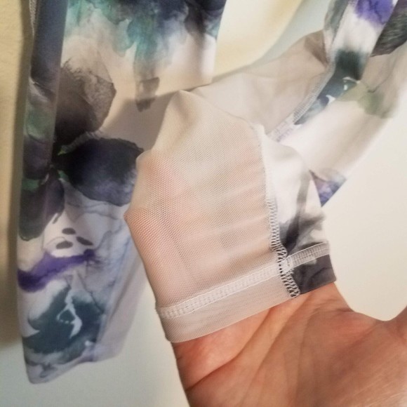 Athleta S Small Mudra Blue Purple Watercolor Floral 7/8 Leggings Size 325530-00 - Picture 2 of 9